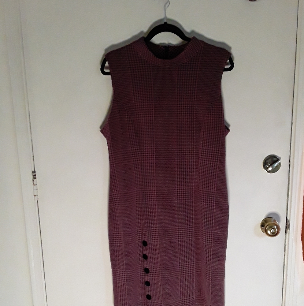 1960s inspired curvy dress